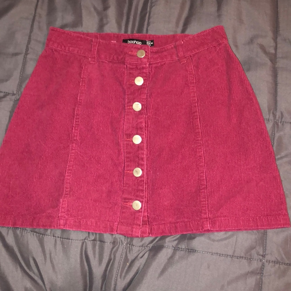 Crimson Button-down skirt